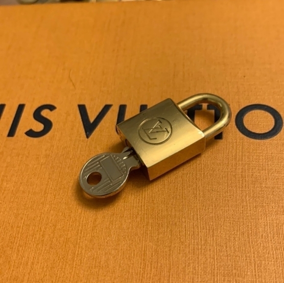 #226 Louis Vuitton Lock & Key RARE